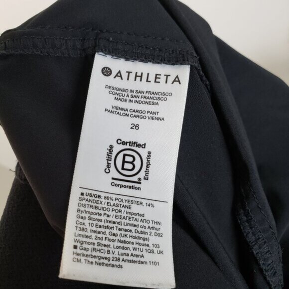 Athleta Vienna Cargo Pant Black size 26 Plus Featherweight Athleisure - Picture 8 of 13